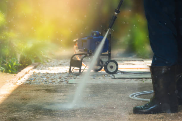 Best Playground Equipment Cleaning  in Belmont, WI